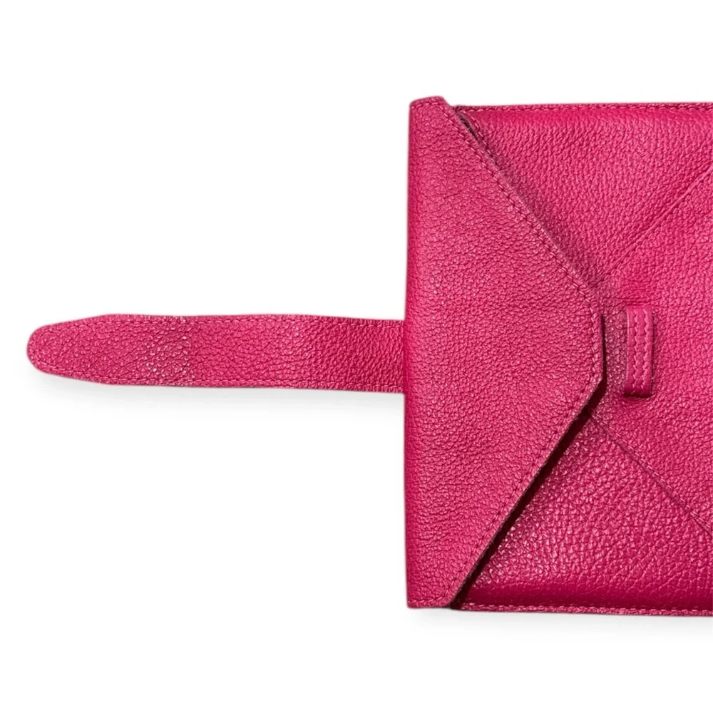Roots Kobo Pink Envelope Leather eBook Reader Case - Picture 4 of 5
